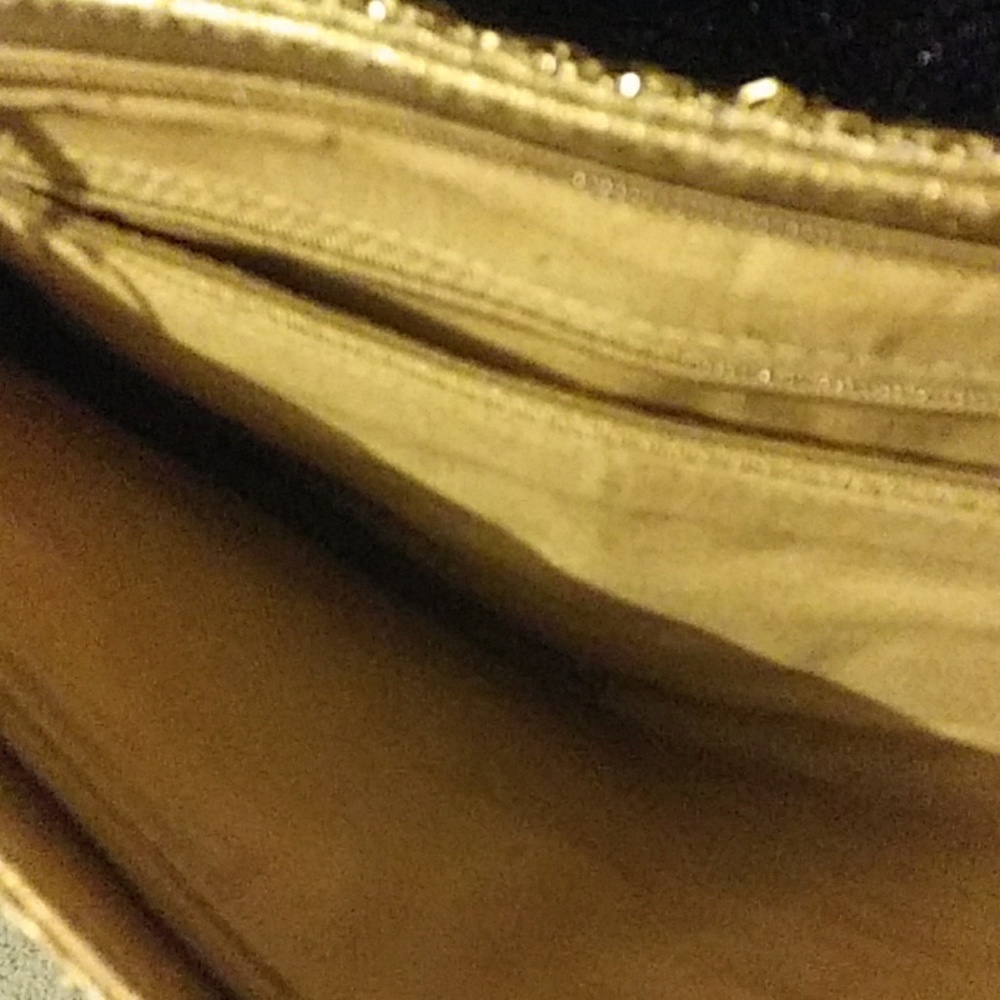 Purse - Picture 4 of 5